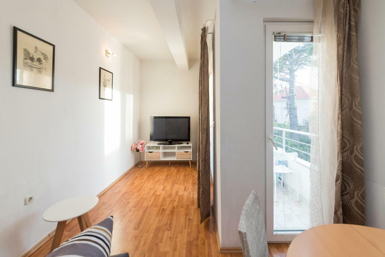 Apartments Lili Family Zadar Bagian luar foto