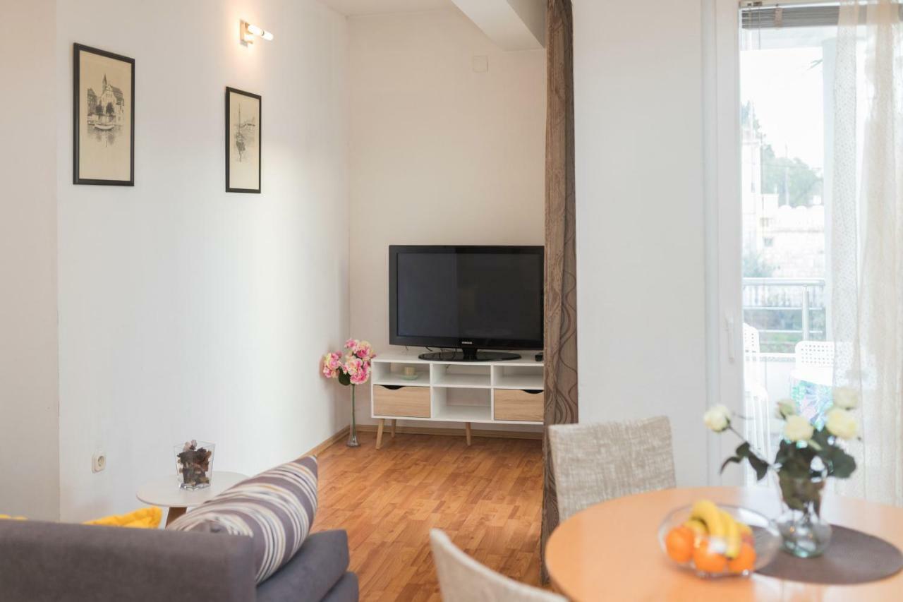 Apartments Lili Family Zadar Bagian luar foto